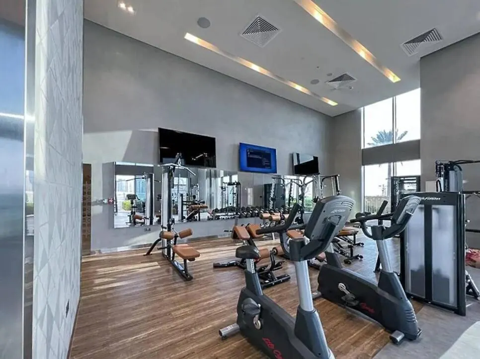 Bright 2-Bedroom Apartment With Stunning Views At 5242 Tower Dubai Marina