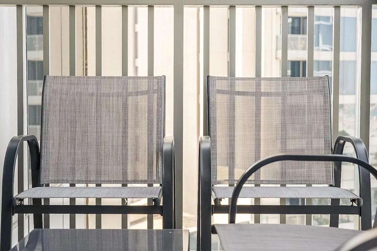 Bright 2-Bedroom Apartment With Stunning Views At 5242 Tower Dubai Marina United Arab Emirates